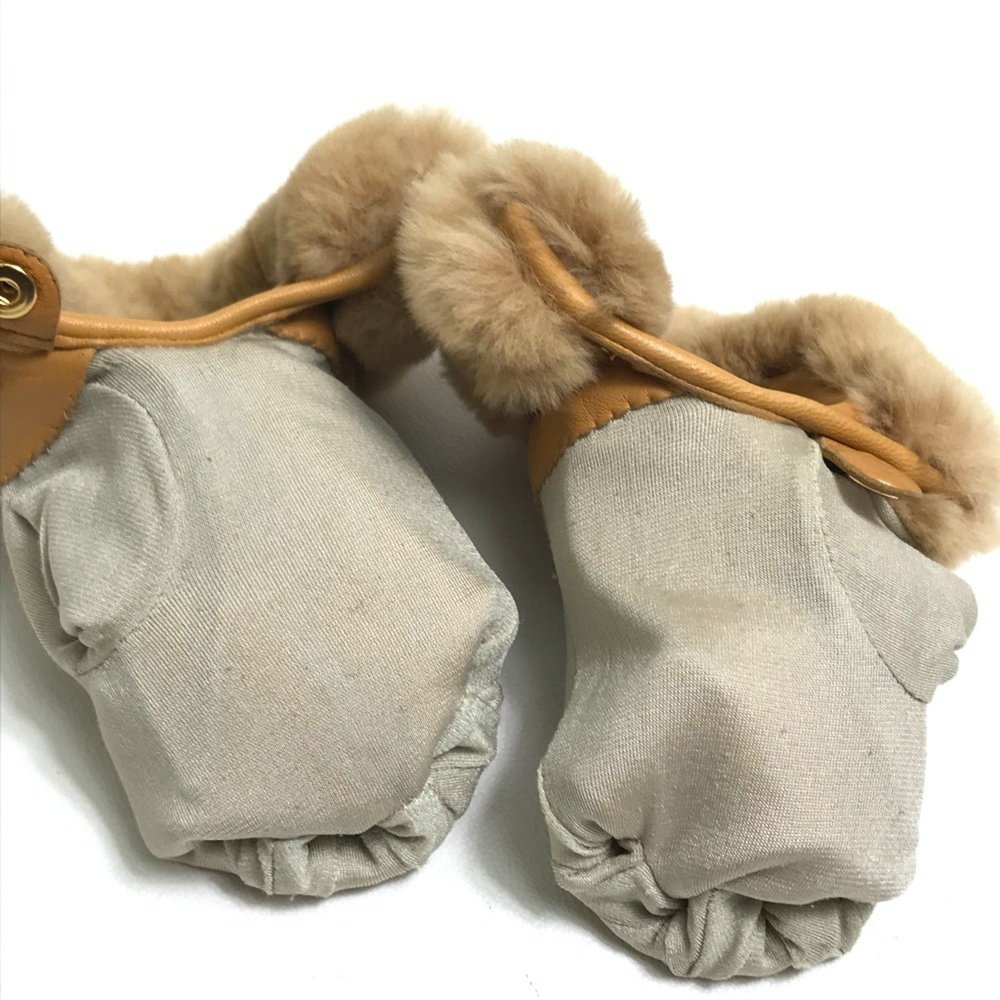 HERMES Cream Leather Love Gloves - Picture 9 of 11